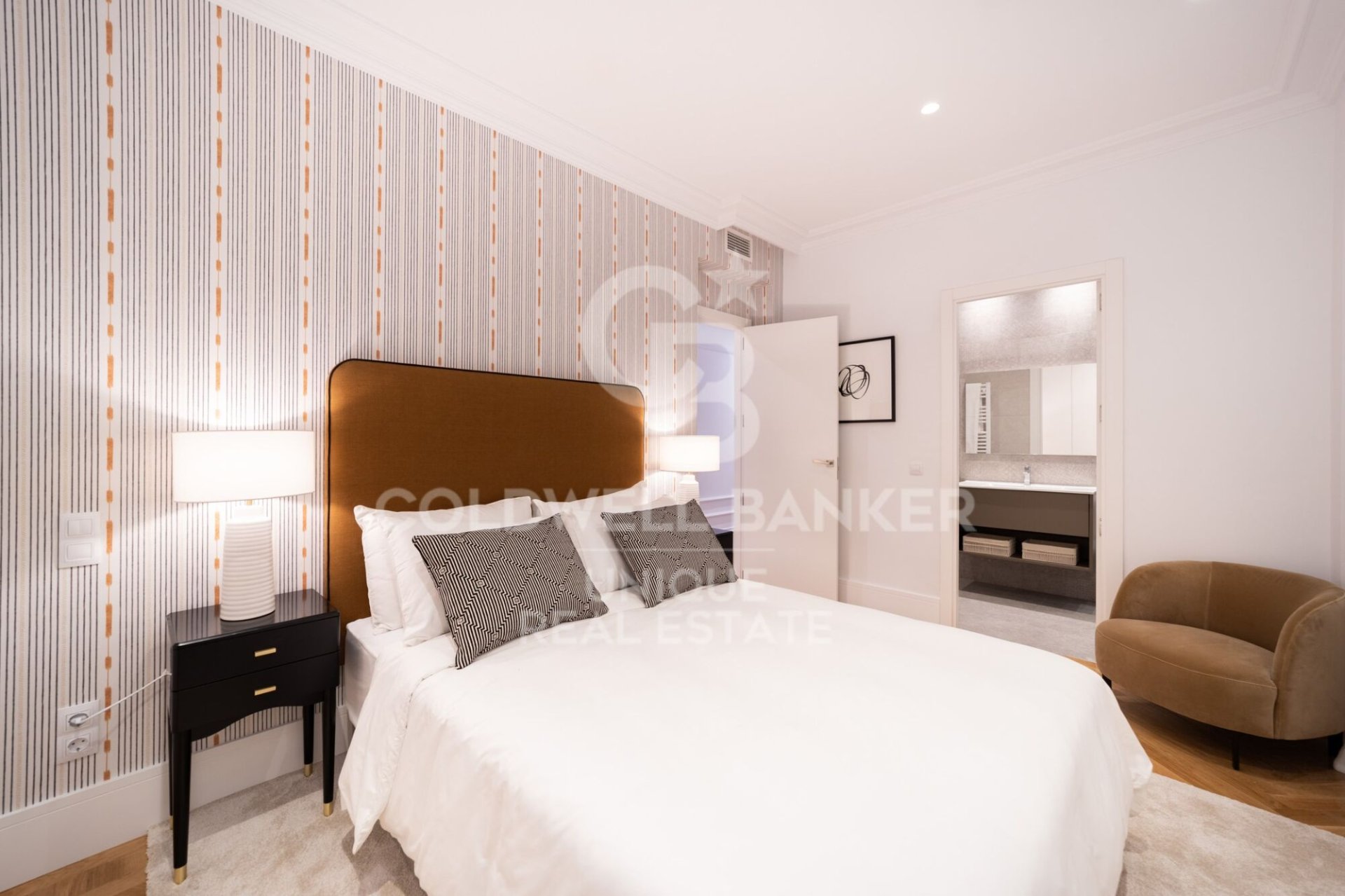 Huoneisto Madrid, Espanja 3 makuuhuonetta, 192 m2 No. 159164