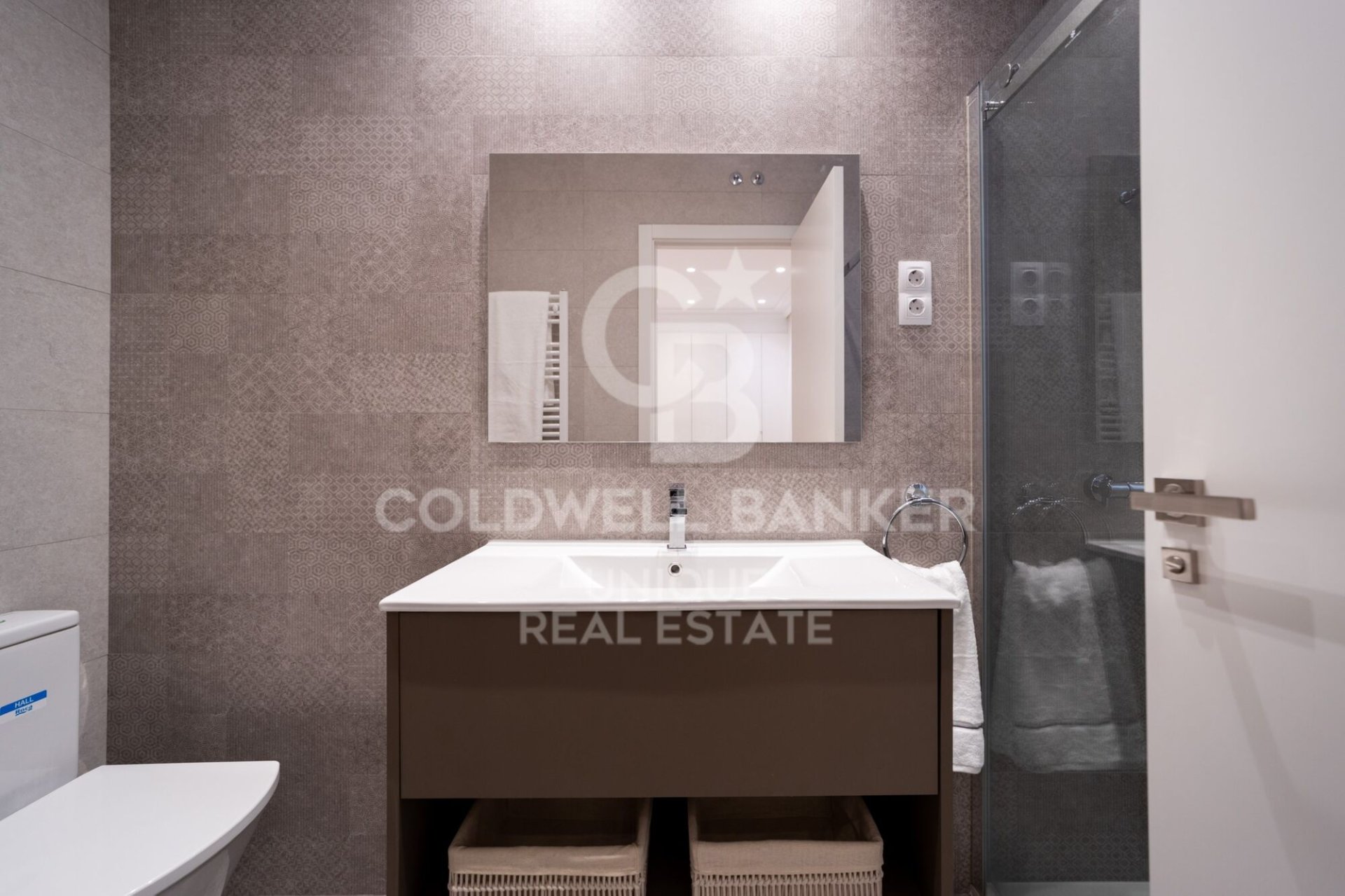 Huoneisto Madrid, Espanja 3 makuuhuonetta, 192 m2 No. 159164