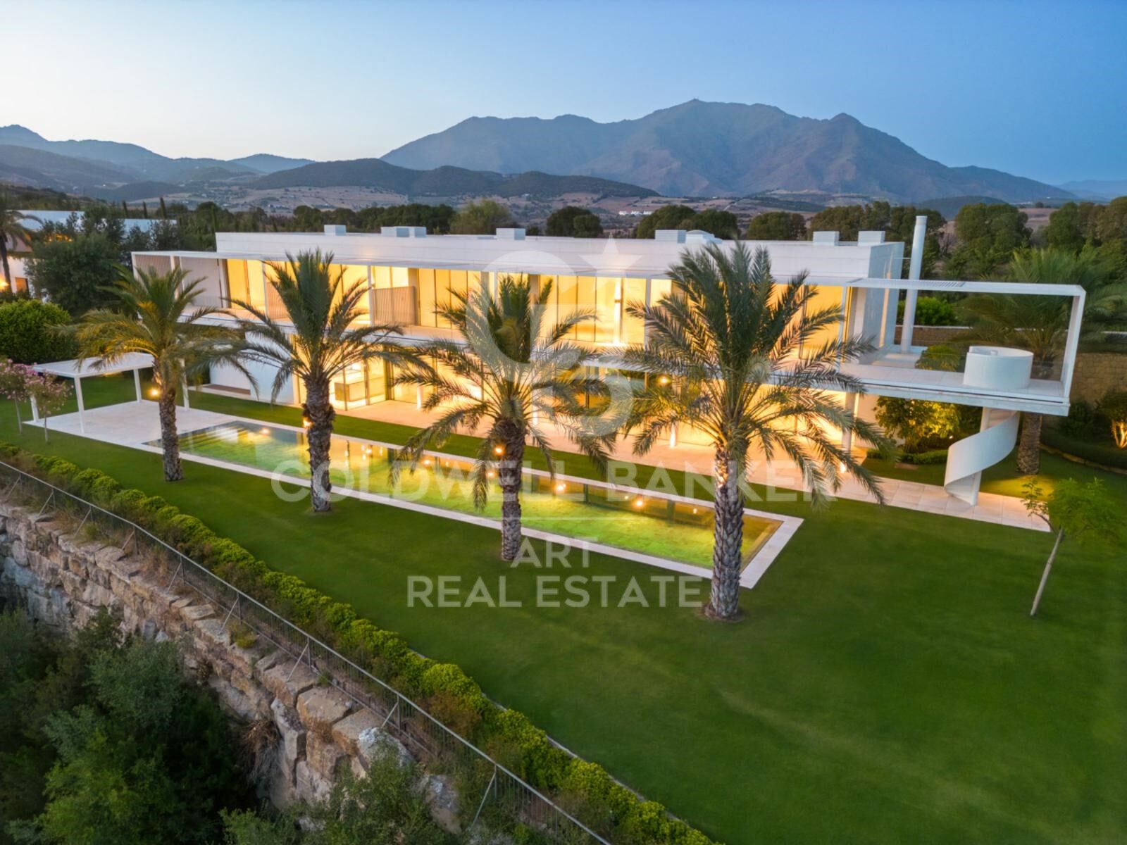 Talo Casares, Malaga, Espanja 4 makuuhuonetta, 552 m2 No. 159166