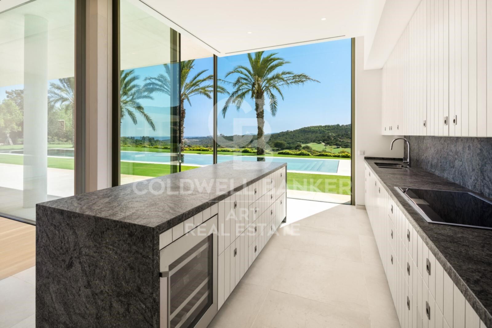 Talo Casares, Malaga, Espanja 4 makuuhuonetta, 552 m2 No. 159166