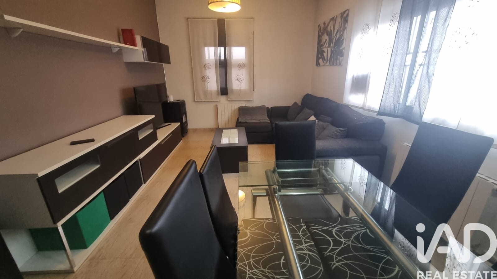 House à Les Roquetes, Barcelona, Espagne 4 chambres, 138 m2 No. 172422