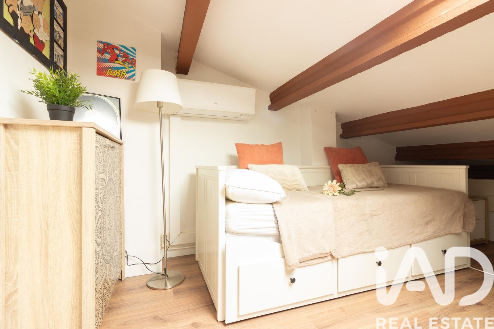 Kaupunkipientalo Castelldefels, Barcelona, Espanja 3 makuuhuonetta, 94 m2 No. 172424