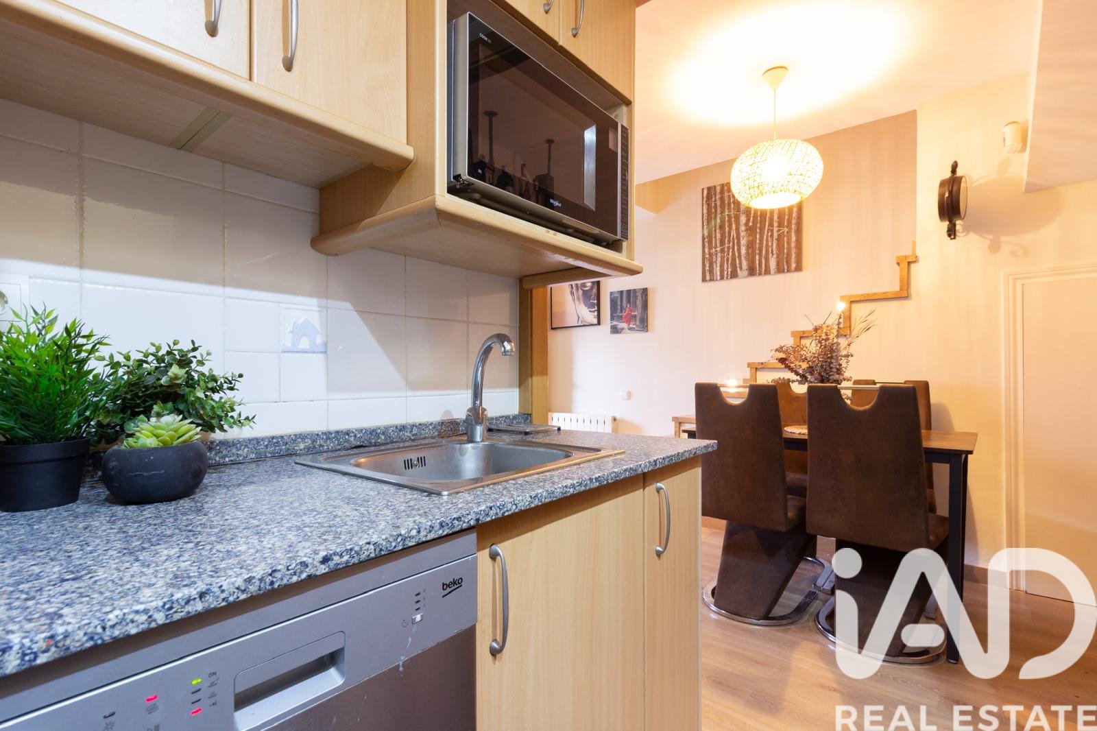 Kaupunkipientalo Castelldefels, Barcelona, Espanja 3 makuuhuonetta, 94 m2 No. 172424