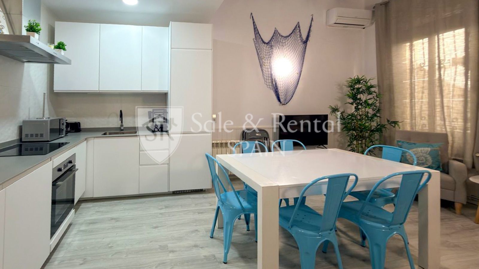 Hus i Blanes, Girona, Spanien 4 sovrum, 106 kvm. Nr. 166398