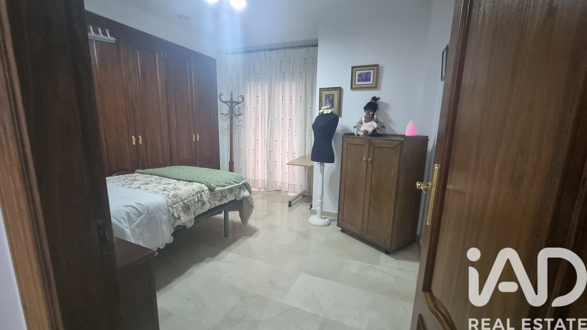Appartamento a Torrevieja, Alicante, Spagna 3 camere da letto, 185 mq. N° 152805