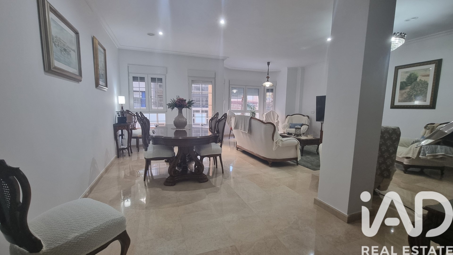 Appartamento a Torrevieja, Alicante, Spagna 3 camere da letto, 185 mq. N° 152805