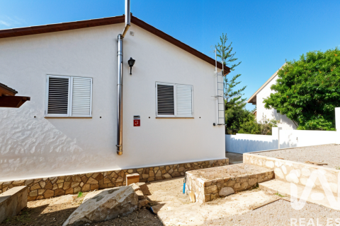 Talo La Pobla De Montornes, Tarragona, Espanja 3 makuuhuonetta, 183 m2 No. 152806