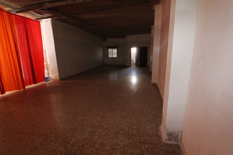 Propiedad comercial en Guardamar del Segura, Alicante, España 200 m2 No. 183928