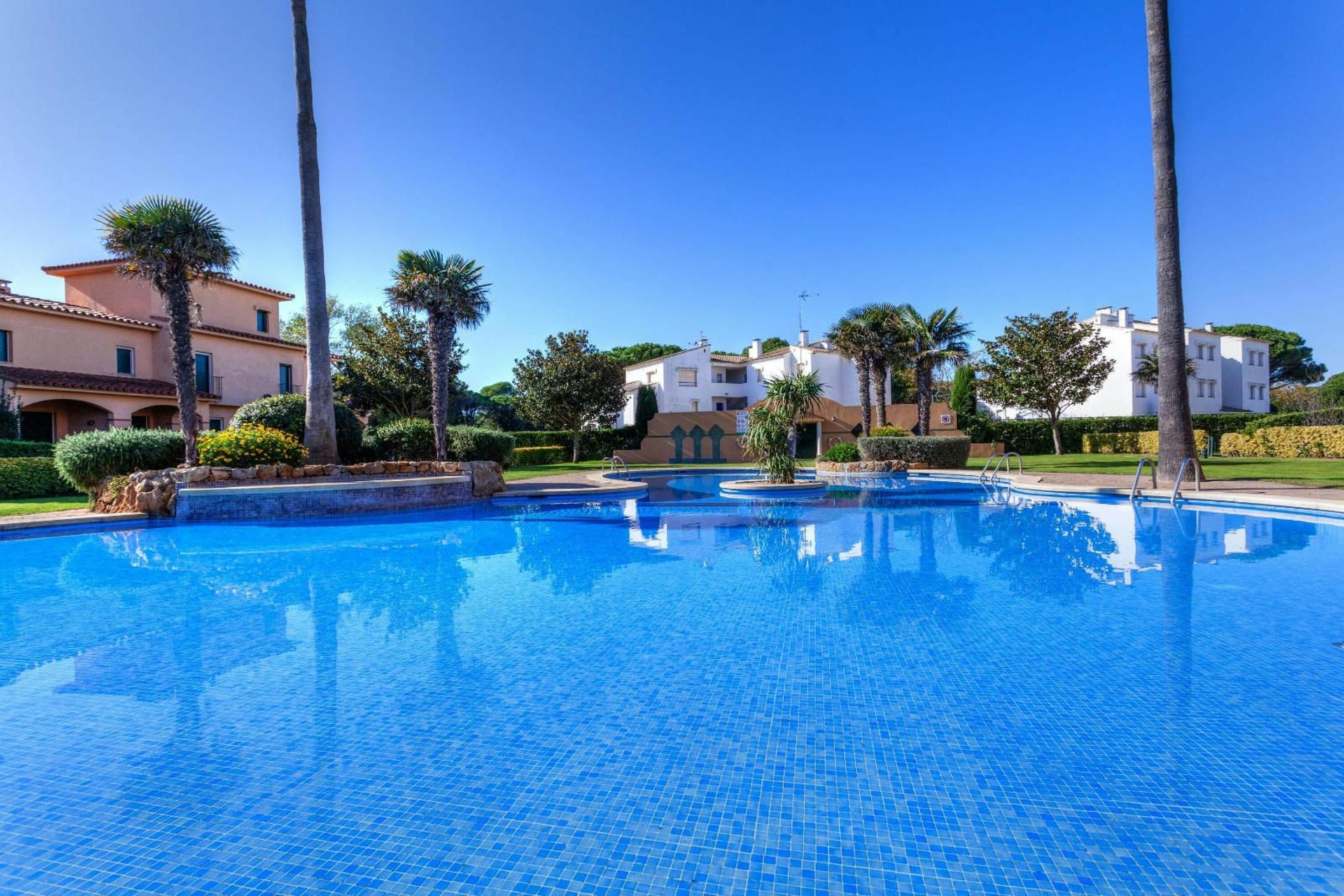 Apartment à Pals, Girona, Espagne 2 chambres,  No. 140940