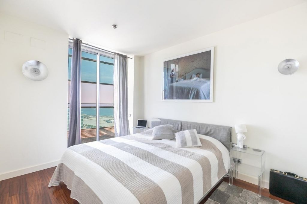 Dzīvoklis Barcelona, Spānijā 3 istabas,  Nr. 140944