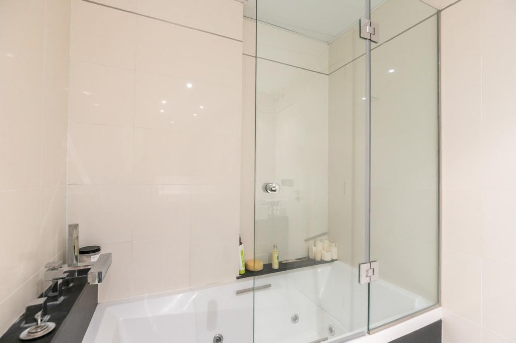 Dzīvoklis Barcelona, Spānijā 3 istabas,  Nr. 140944
