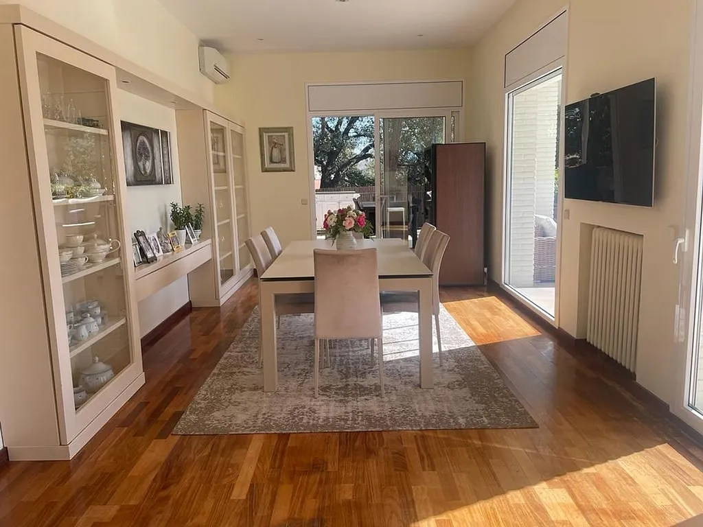 Talo Barcelona, Espanja 5 makuuhuonetta, 511 m2 No. 140946