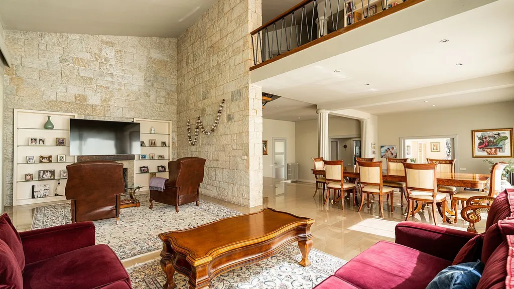 Talo Barcelona, Espanja 5 makuuhuonetta, 511 m2 No. 140946