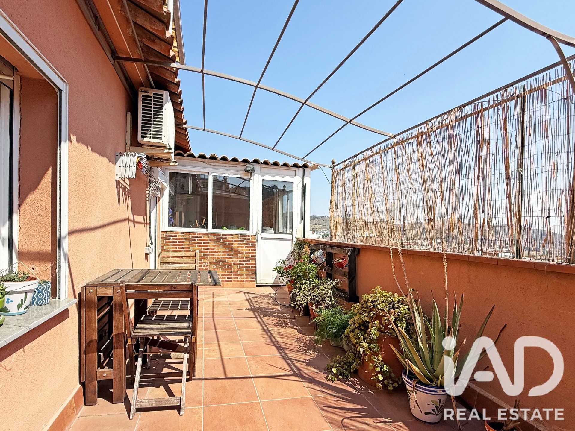 Penthouse à Barcelona, Espagne 2 chambres, 58 m2 No. 188041