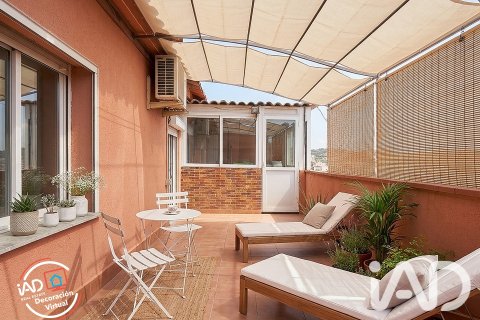 Penthouse in Barcelona, Spain 2 bedrooms, 58 sq.m. No. 188041