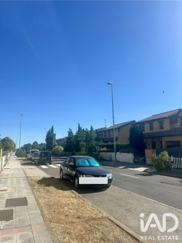 Land plot in Valverde de la Virgen, Leon, Spain 543 sq.m. No. 188035