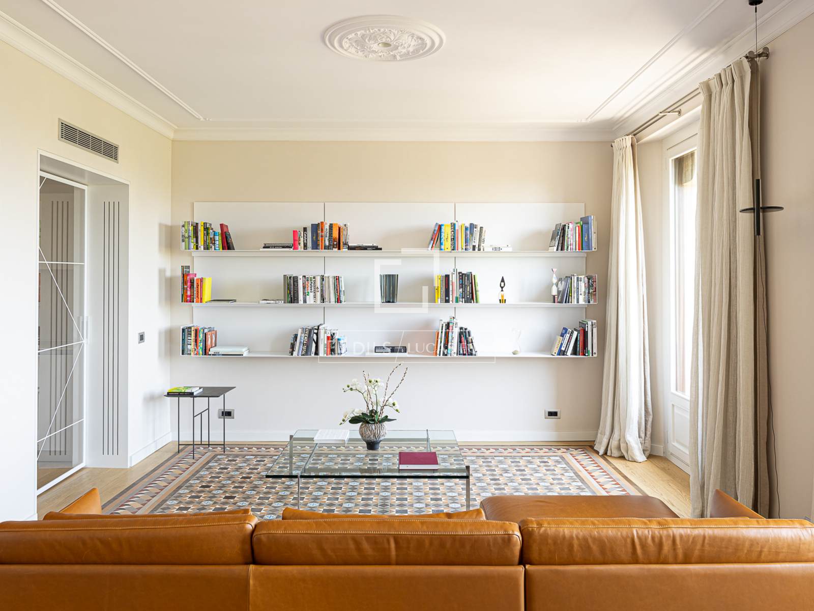 Apartamento en Barcelona, España 3 dormitorios, 182 m2 No. 150850