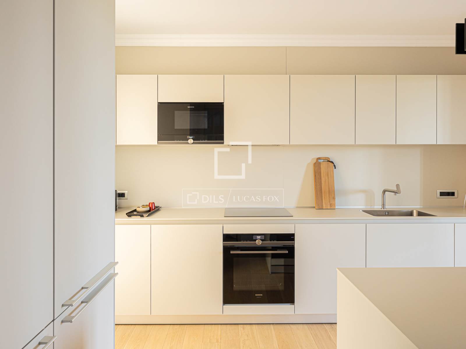 Apartamento en Barcelona, España 3 dormitorios, 182 m2 No. 150850