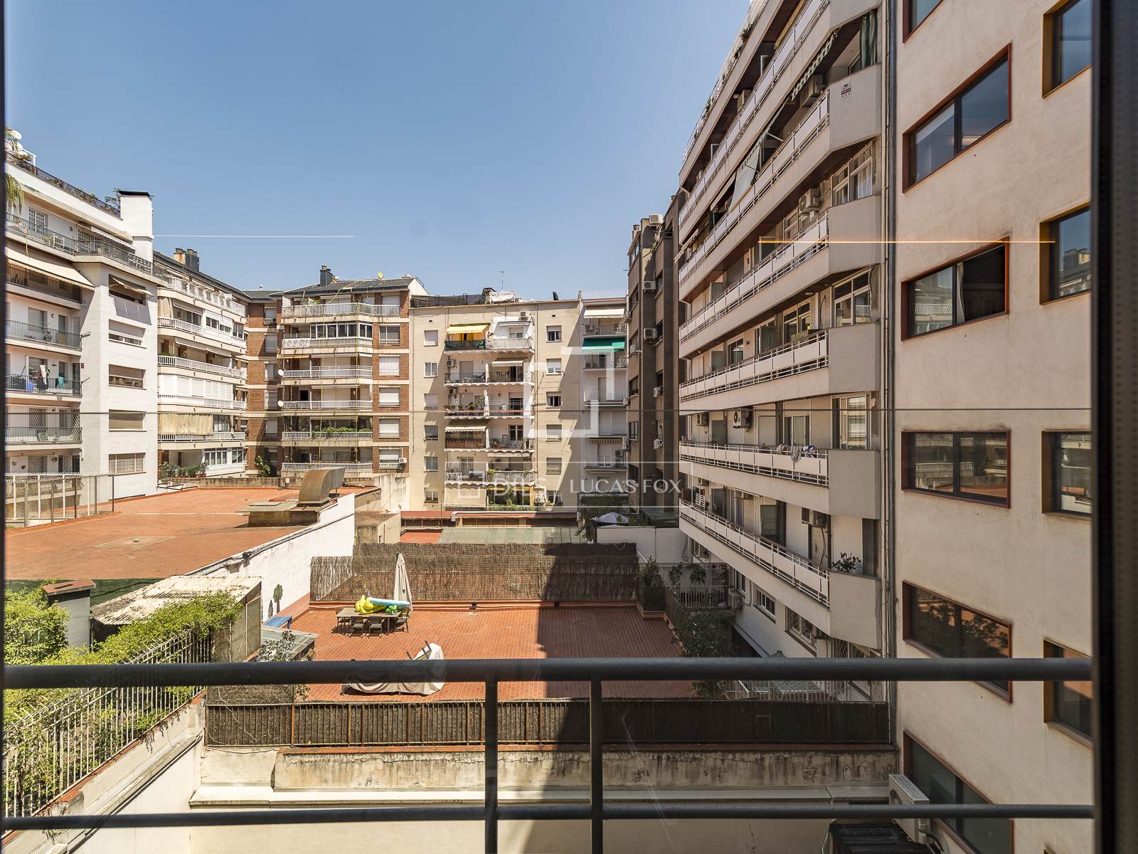 Lägenhet i Barcelona, Spanien 2 sovrum, 148 kvm. Nr. 150848