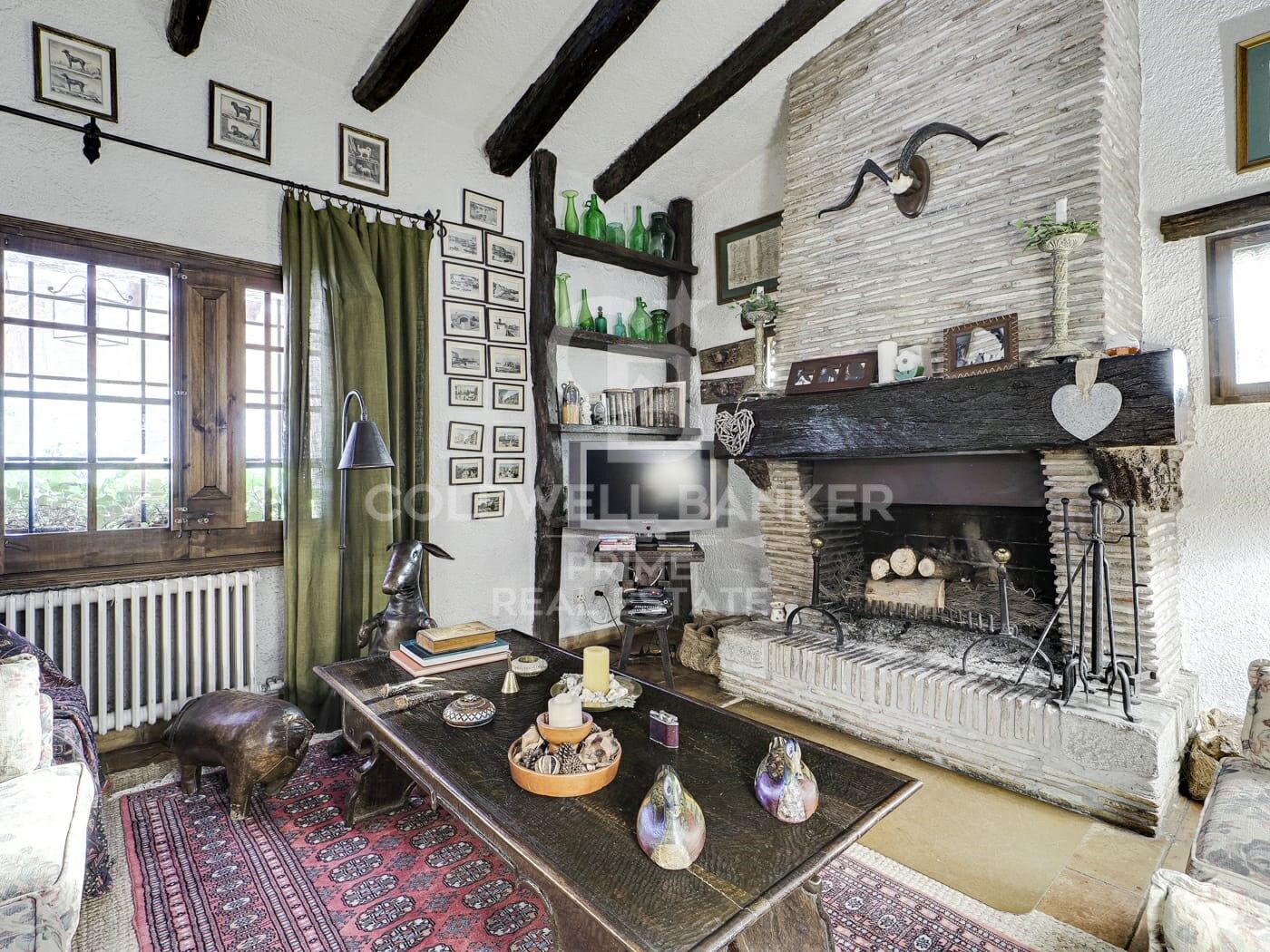 House à Caldes de Malavella, Girona, Espagne 5 chambres, 500 m2 No. 158209