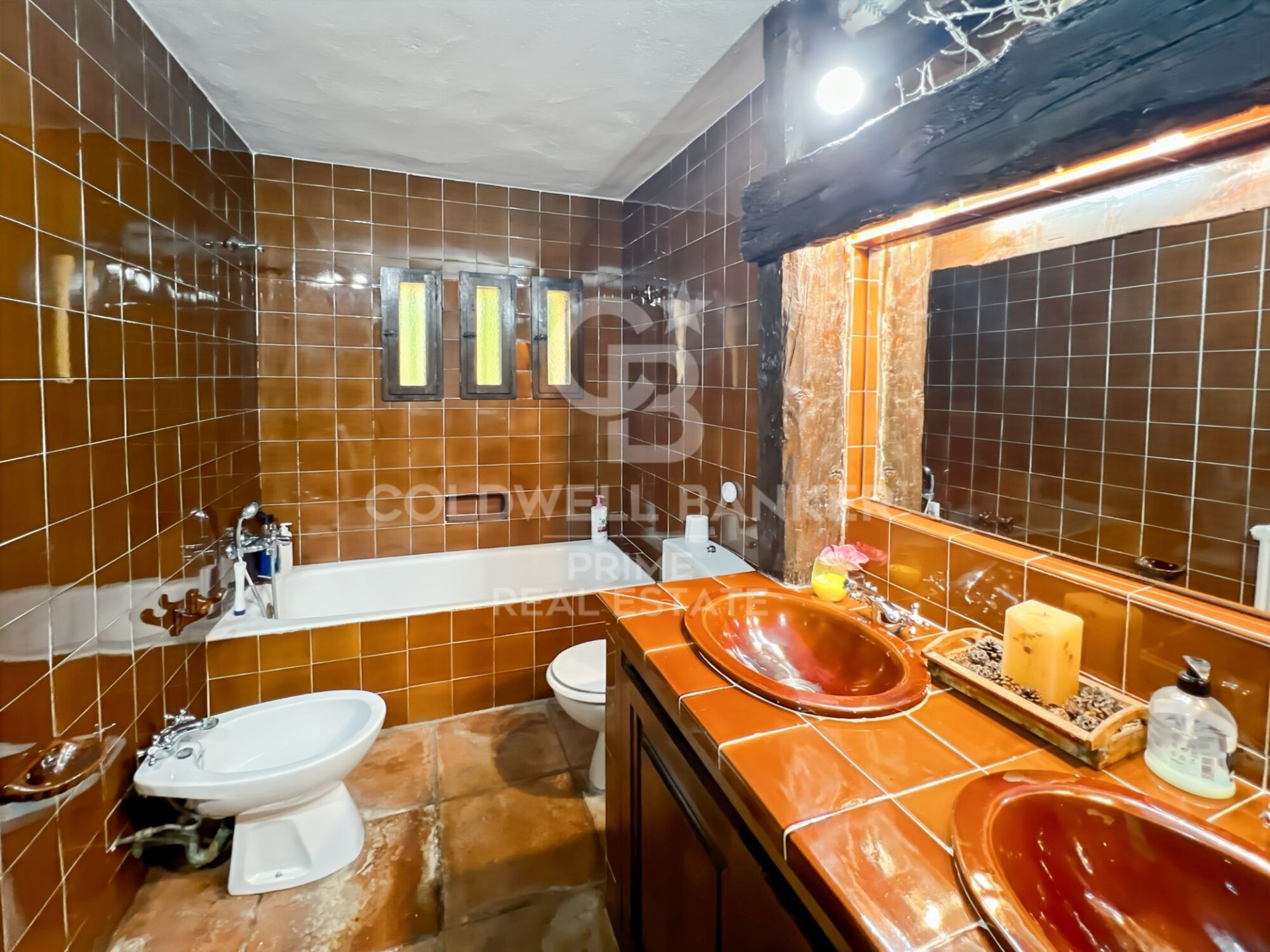 House à Caldes de Malavella, Girona, Espagne 5 chambres, 500 m2 No. 158209