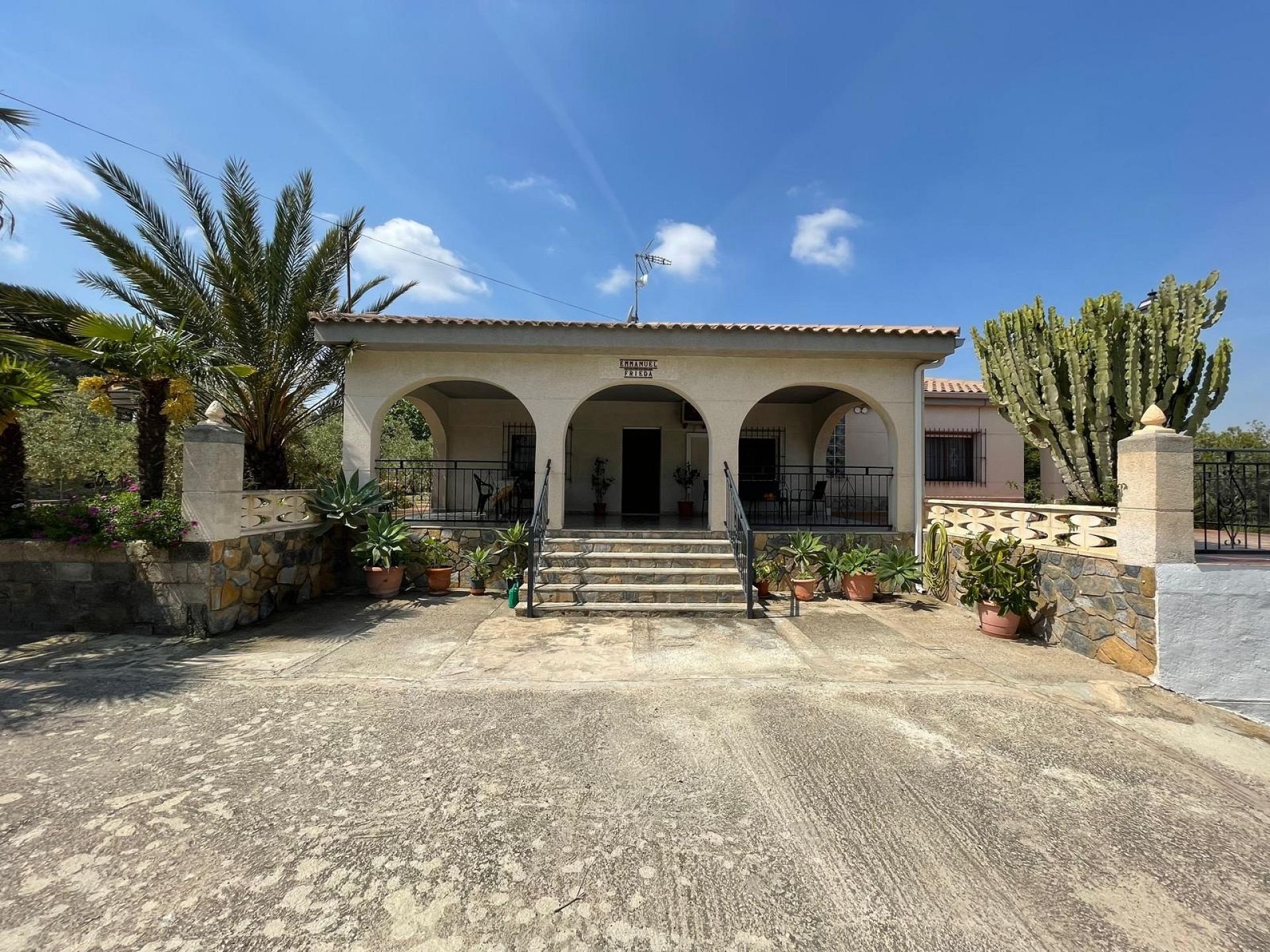 Villa a Alicante, Spagna 5 camere da letto, 130 mq. N° 168423