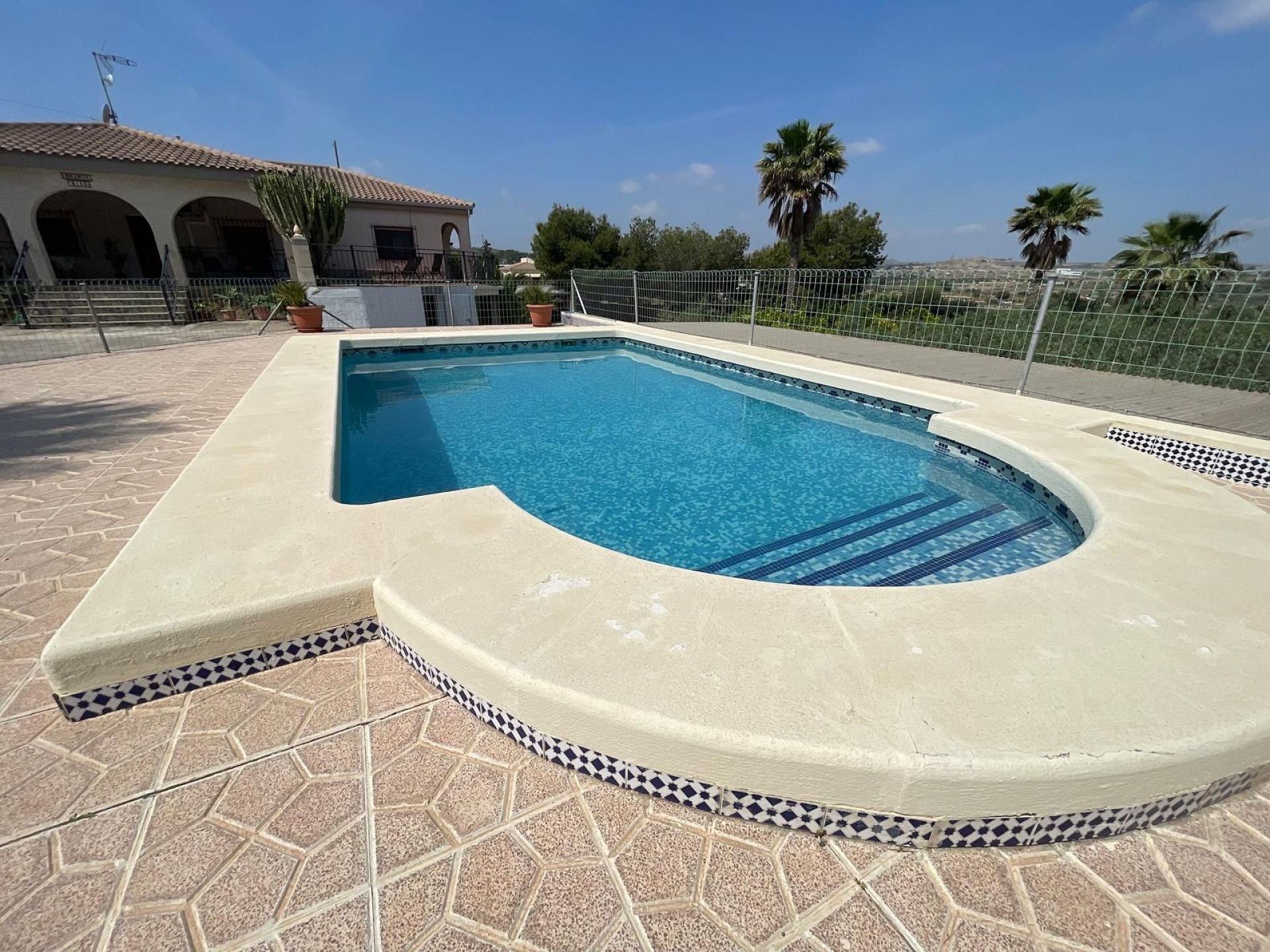 Villa a Alicante, Spagna 5 camere da letto, 130 mq. N° 168423