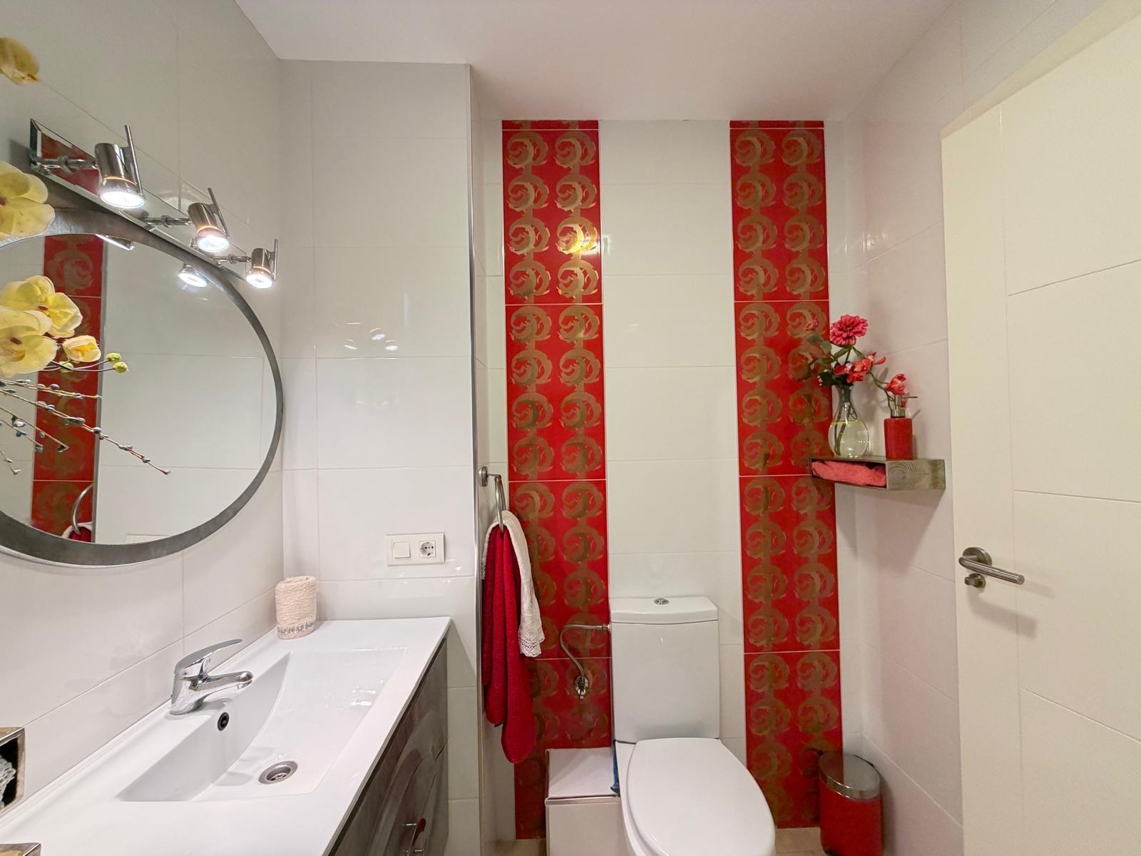 Apartment in Torrevieja, Alicante, Spain 2 bedrooms, 54 sq.m. No. 196182
