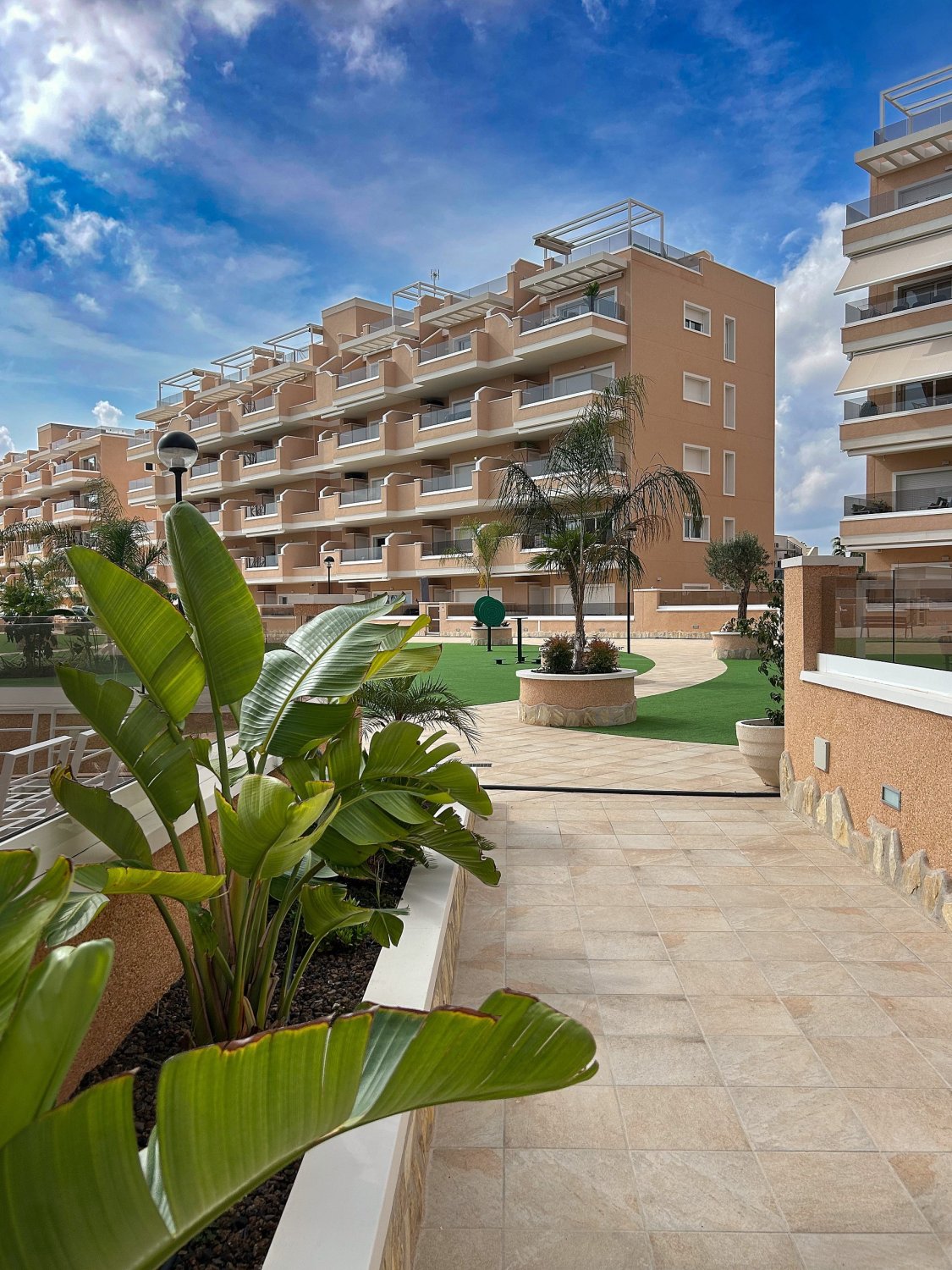 Villa i Guardamar del Segura, Alicante, Spanien 3 sovrum, 101 kvm. Nr. 144039