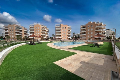 Villa en Guardamar del Segura, Alicante, España 3 dormitorios, 101 m2 No. 144039