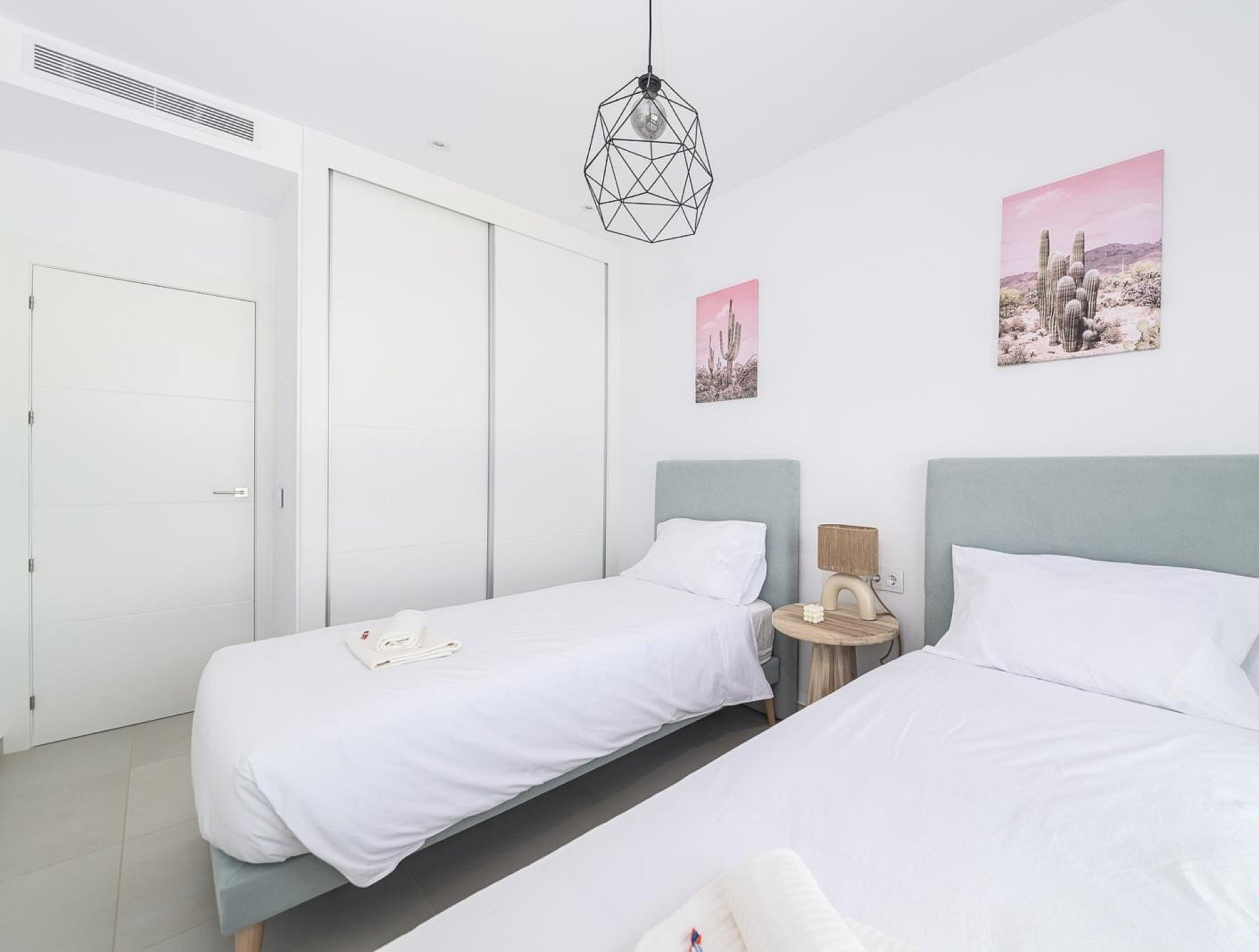 Villa en Pilar de la Horadada, Alicante, España 2 dormitorios, 82 m2 No. 144035
