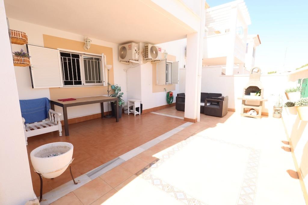 Bungalow à Alicante, Espagne 2 chambres, 85 m2 No. 196268