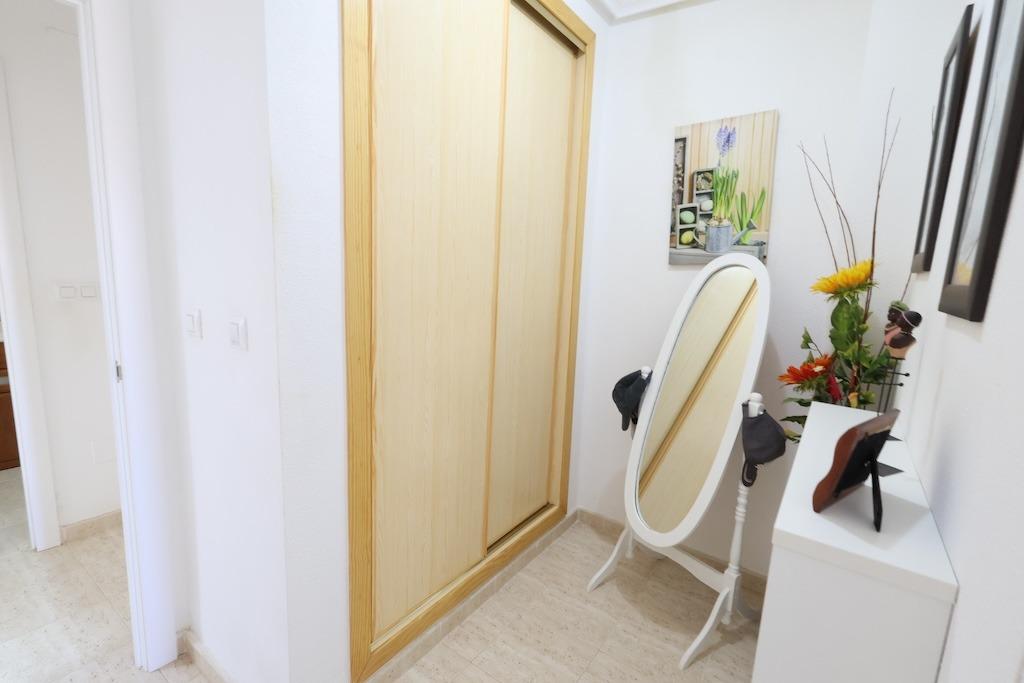 Bungalow à Alicante, Espagne 2 chambres, 85 m2 No. 196268