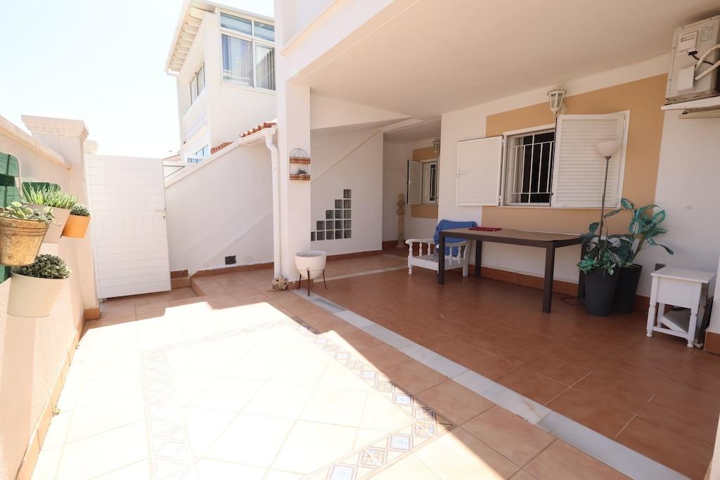Bungalow à Alicante, Espagne 2 chambres, 85 m2 No. 196268