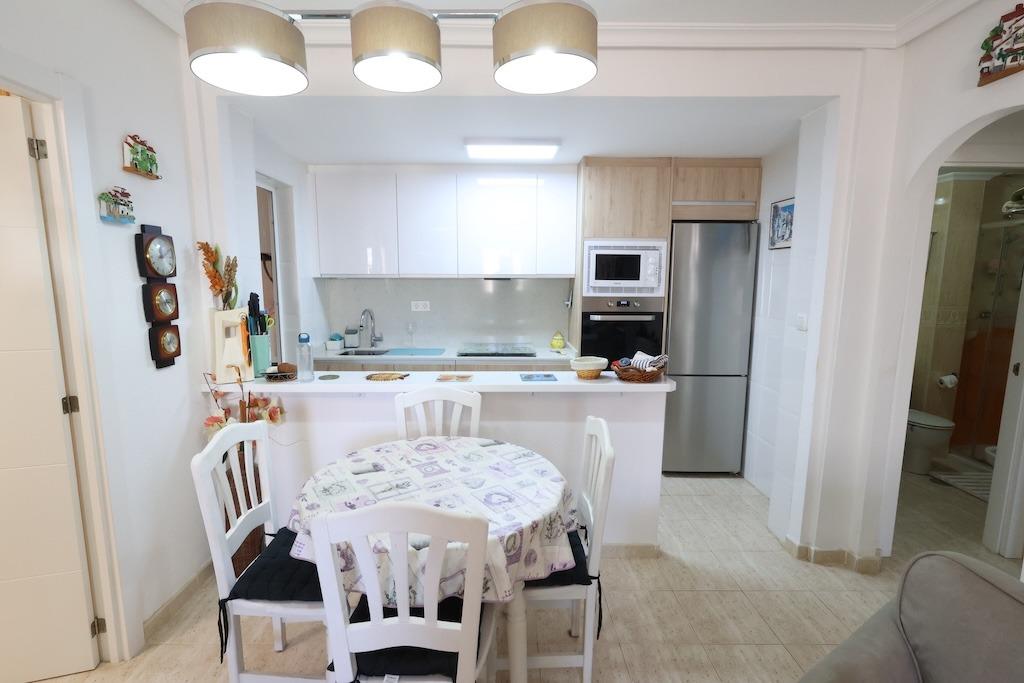 Bungalow à Alicante, Espagne 2 chambres, 85 m2 No. 196268