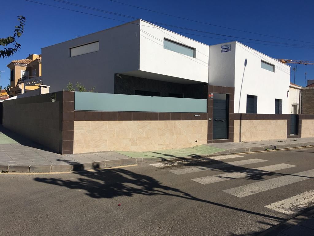 Bliźniak w Mil Palmeras, Alicante, Hiszpania 4 sypialnie, 120 mkw. nr 136932
