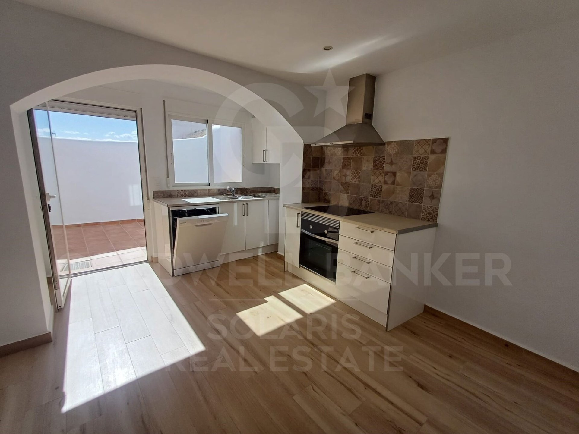 Casa a Benitachell, Alicante, Spagna 3 camere da letto, 192 mq. N° 178955