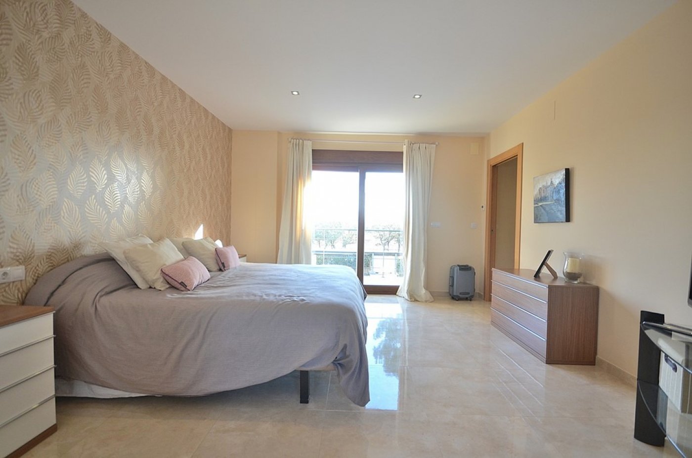 Apartamento en Albacete, España 5 dormitorios, 350 m2 No. 168793