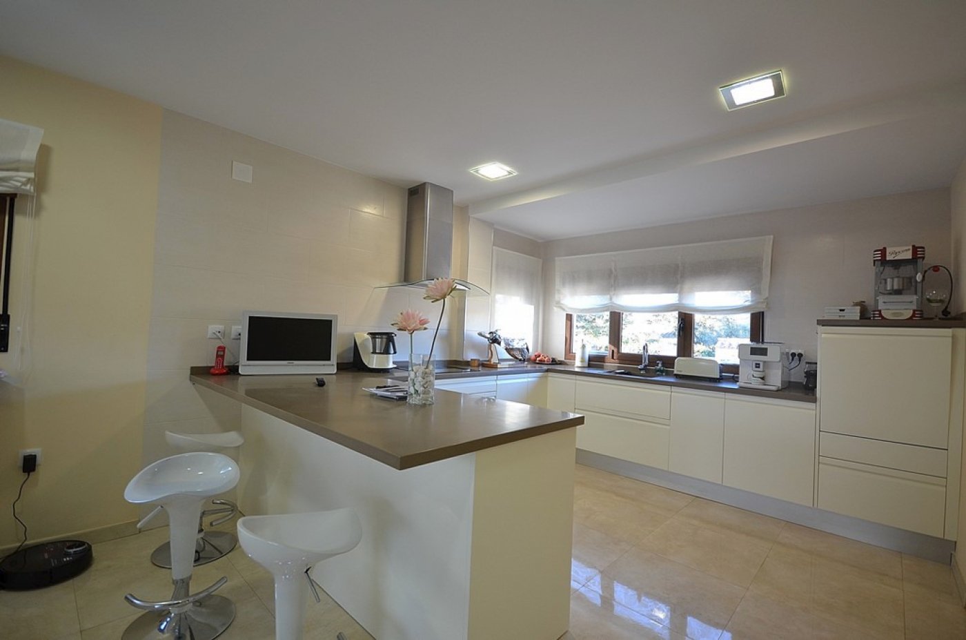 Apartamento en Albacete, España 5 dormitorios, 350 m2 No. 168793