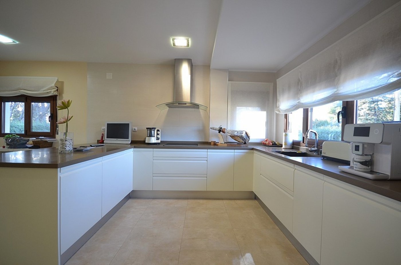 Apartamento en Albacete, España 5 dormitorios, 350 m2 No. 168793