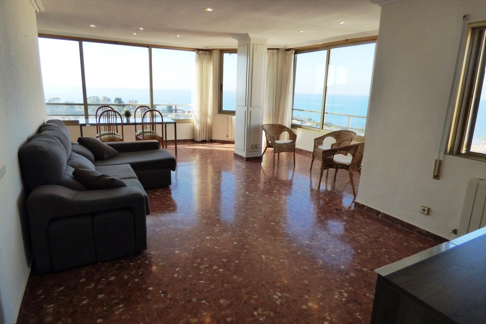 Appartamento a Cabo De Las Huertas, Alicante, Spagna 4 camere da letto, 130 mq. N° 168791