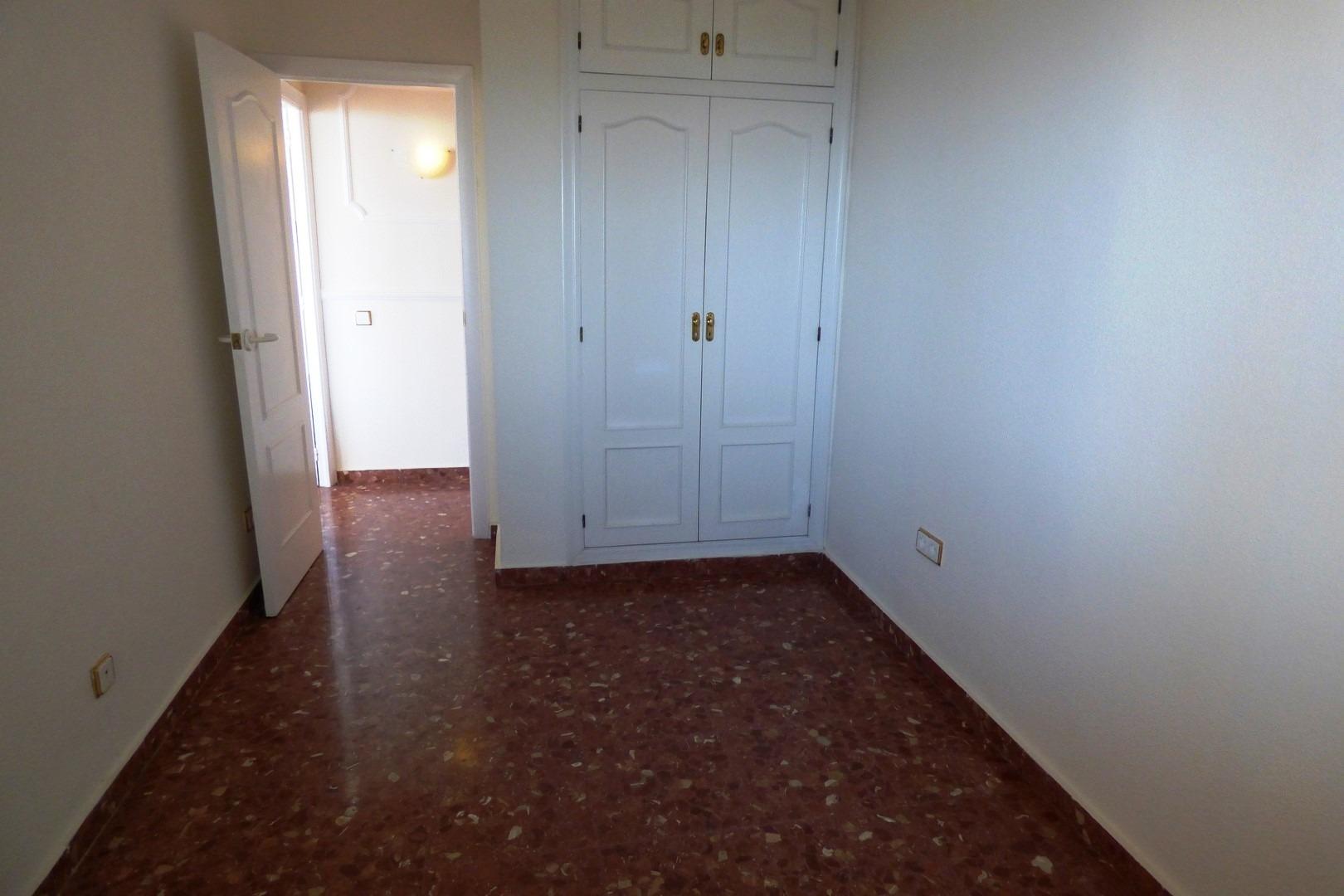 Appartamento a Cabo De Las Huertas, Alicante, Spagna 4 camere da letto, 130 mq. N° 168791