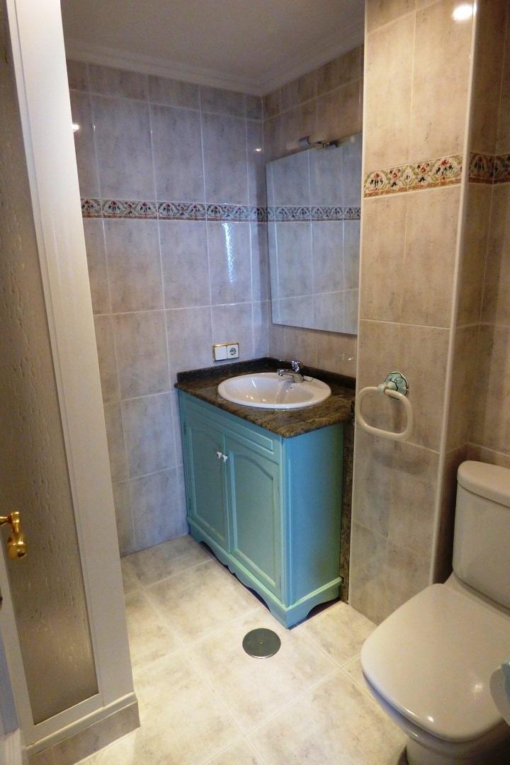 Appartamento a Cabo De Las Huertas, Alicante, Spagna 4 camere da letto, 130 mq. N° 168791