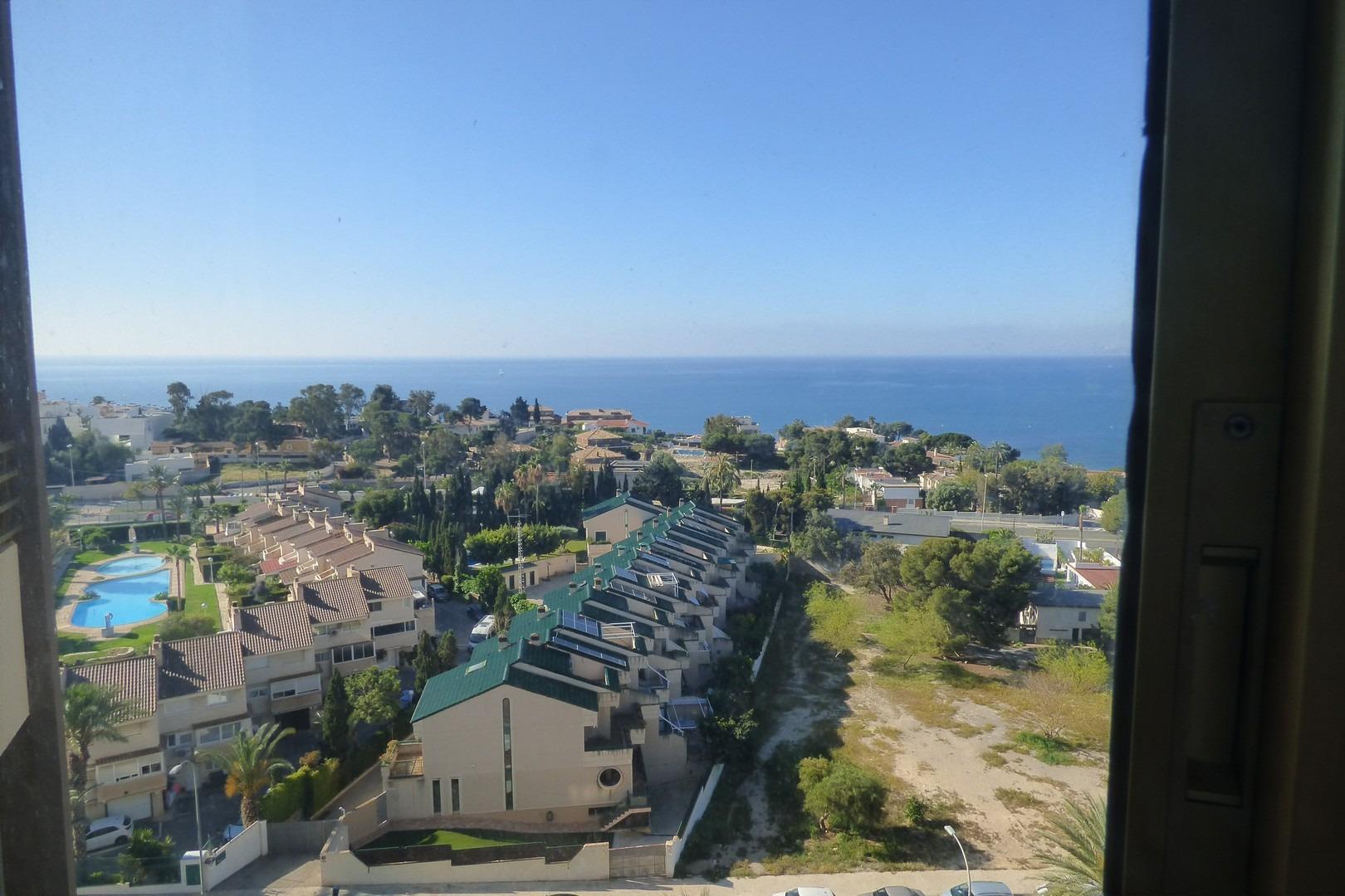 Appartamento a Cabo De Las Huertas, Alicante, Spagna 4 camere da letto, 130 mq. N° 168791