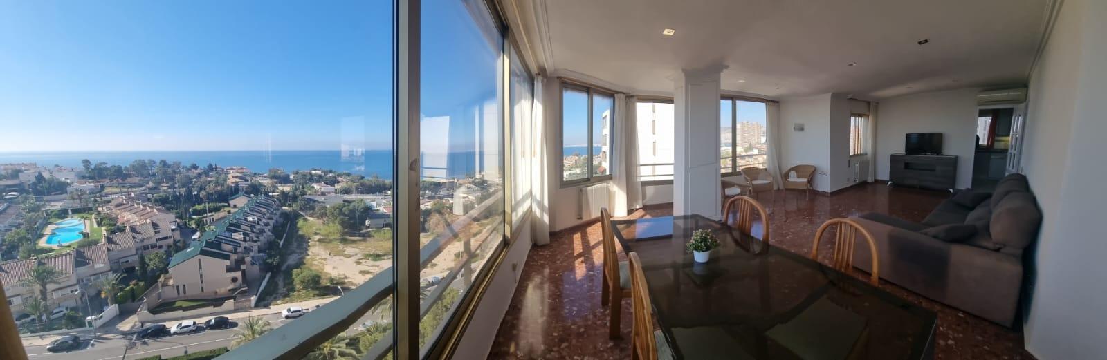 Appartamento a Cabo De Las Huertas, Alicante, Spagna 4 camere da letto, 130 mq. N° 168791