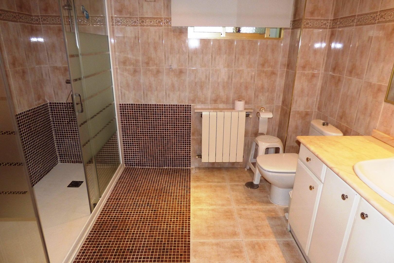 Appartamento a Cabo De Las Huertas, Alicante, Spagna 4 camere da letto, 130 mq. N° 168791