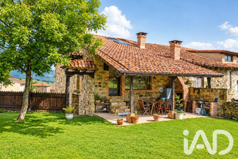 House in Arenas de Iguna, Cantabria, Spanien 3 Schlafzimmer, 326 m2 Nr. 187786