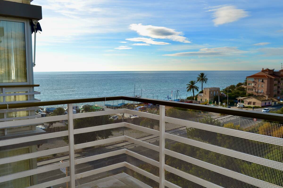 Apartament w Villajoyosa, Alicante, Hiszpania 5 sypialni, 150 mkw. nr 192518