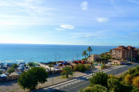 Apartment in Villajoyosa, Alicante, Spain 5 bedrooms, 150 sq.m. No. 192518