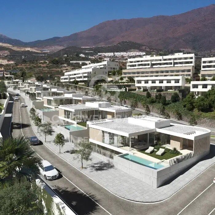 Dom w Estepona, Malaga, Hiszpania 4 sypialnie, 470 mkw. nr 158967